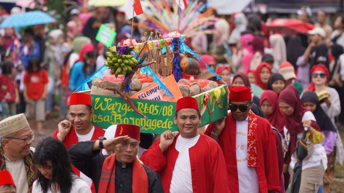 Kepala Disbudpar Kabupaten Bogor Tekankan Pelestarian Budaya Lewat Parade Bojonggede