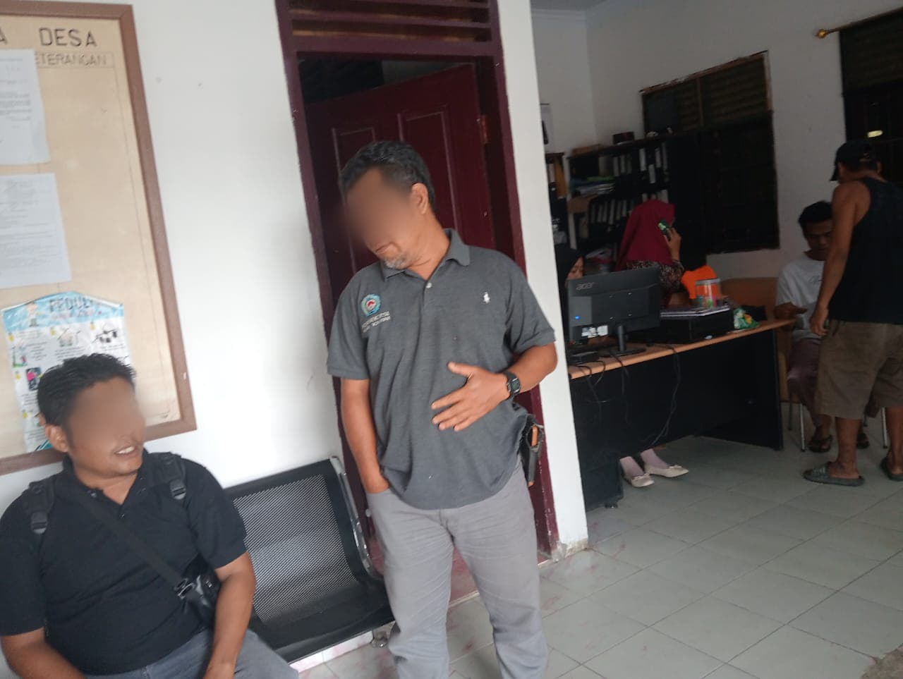 Oknum Kades Arogan Intimidasi Wartawan, Camat Berjanji Mediasi ! Begini Tanggapan SPRI Riau Oknum Kades Arogan Intimidasi Wartawan, Camat Berjanji Mediasi ! Begini Tanggapan SPRI Riau