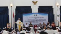 Pangdam III/Slw Hadiri Pelantikan DPD Apdesi Provinsi Jawa Barat di Gedung Sate