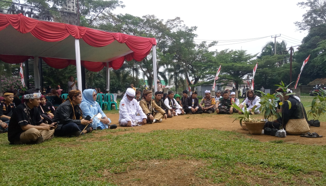 Perdana Digelar, Perhelatan Budaya Seren Taun di Cibungbulang Berjalan Sukses Meski Diguyur Hujan Perdana Digelar, Perhelatan Budaya Seren Taun di Cibungbulang Berjalan Sukses Meski Diguyur Hujan