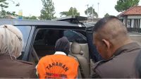 Babak Baru Kasus Tindak Pidana Korupsi Kades Cikujang, Terduga pelaku di Giring Ke Lapas Sukamiskin Bandung Babak Baru Kasus Tindak Pidana Korupsi Kades Cikujang, Terduga pelaku di Giring Ke Lapas Sukamiskin Bandung