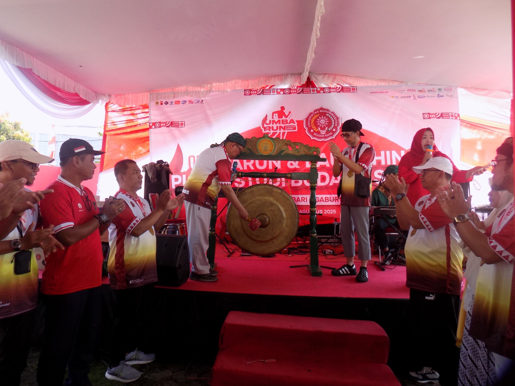 UMBARA Gelar UMBARUN dan Launching Pusat Studi Budaya Sunda UMBARA Gelar UMBARUN dan Launching Pusat Studi Budaya Sunda