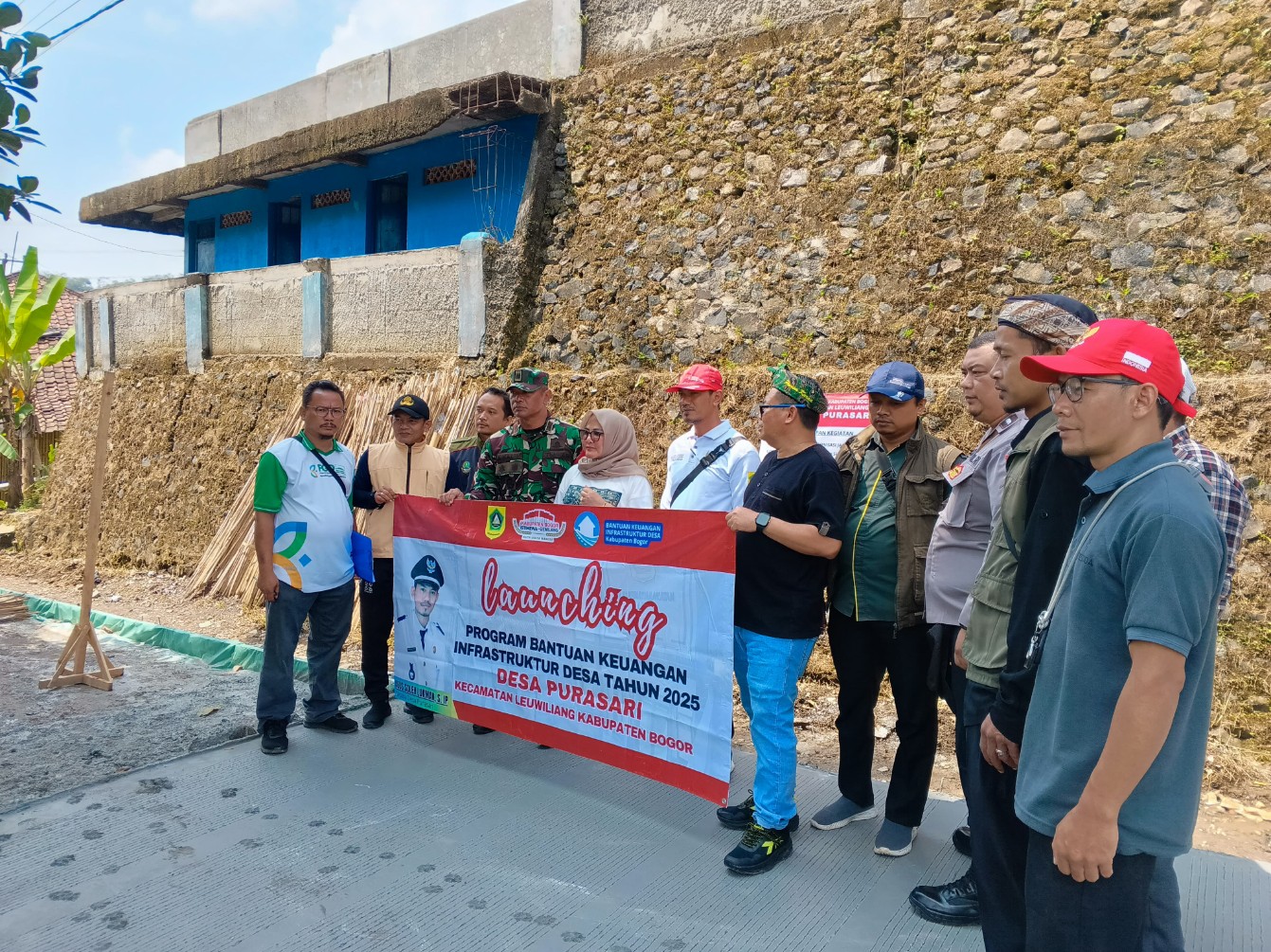 Desa Purasari Laksanakan Launching Bantuan Keuangan Infrastruktur Desa Tahap I Tahun 2025