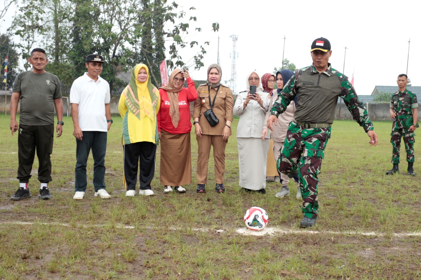 Dandim 0607/Kota Sukabumi Buka Turnamen Sepak Bola Dandim Cup 2025 Dandim 0607/Kota Sukabumi Buka Turnamen Sepak Bola Dandim Cup 2025