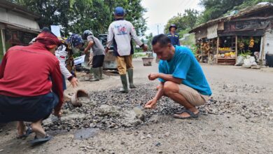 Jalan Ace Tabrani Ditambal Swadaya, PUPR Kabupaten Bogor Beralasan Meterial Belum Tersedia