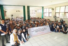 Gandeng Komdigi dan Perusahaan Swasta, Mahasiswa S2 Universitas Paramadina Siapkan Lulusan SMK di Bekasi Bersaing di Era Digital Gandeng Komdigi dan Perusahaan Swasta, Mahasiswa S2 Universitas Paramadina Siapkan Lulusan SMK di Bekasi Bersaing di Era Digital
