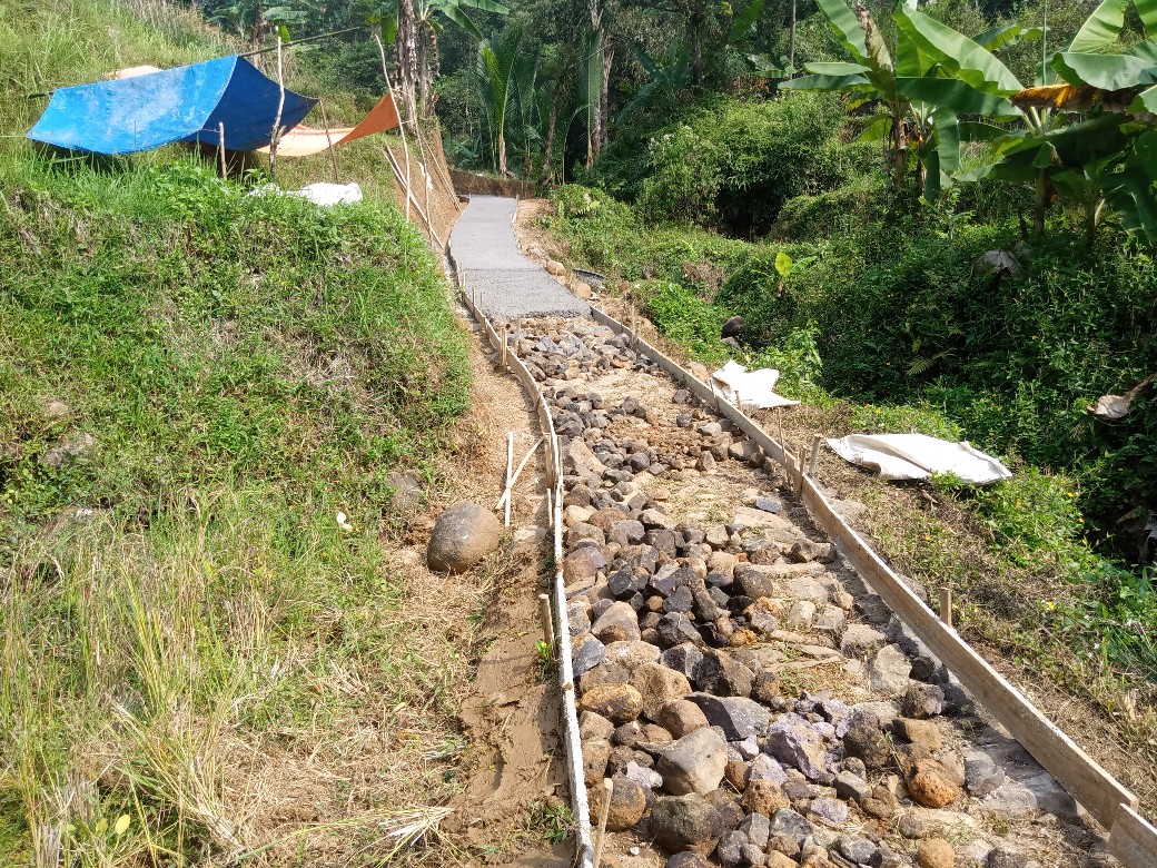 Tak Ada Papan Proyek, Pembangunan Jaling di Desa Purasari Dipertanyakan