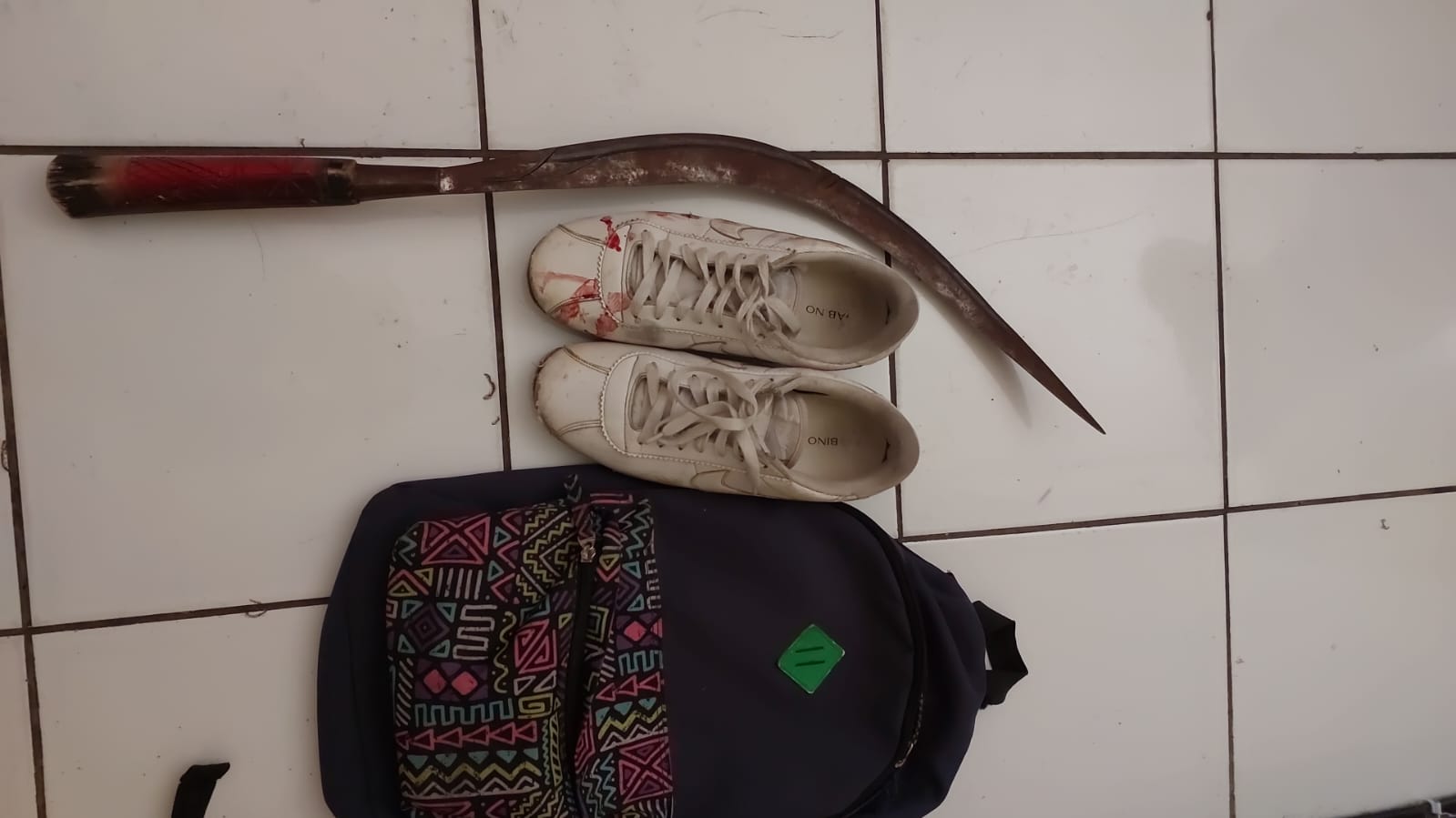 Polsek Warudoyong Kota Sukabumi Di Bantu Warga Amankan Terduga Pelaku Pembacok Warga