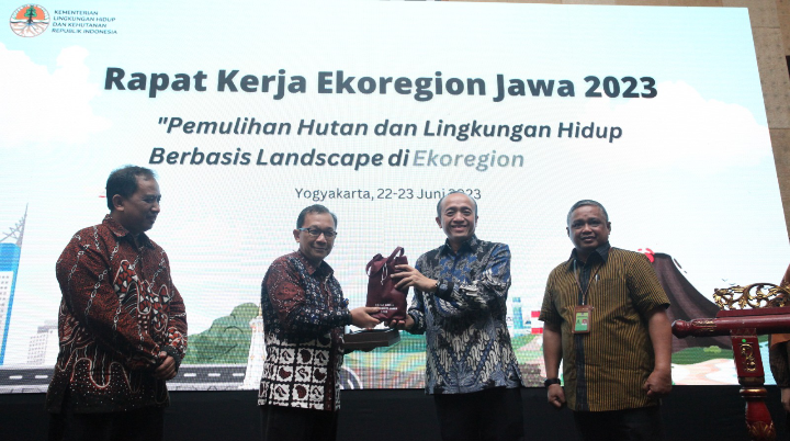 Kawal Pemulihan Hutan dan Lingkungan, KLHK Gelar Rakor Ekoregion Jawa Tahun 2023 Kawal Pemulihan Hutan dan Lingkungan, KLHK Gelar Rakor Ekoregion Jawa Tahun 2023