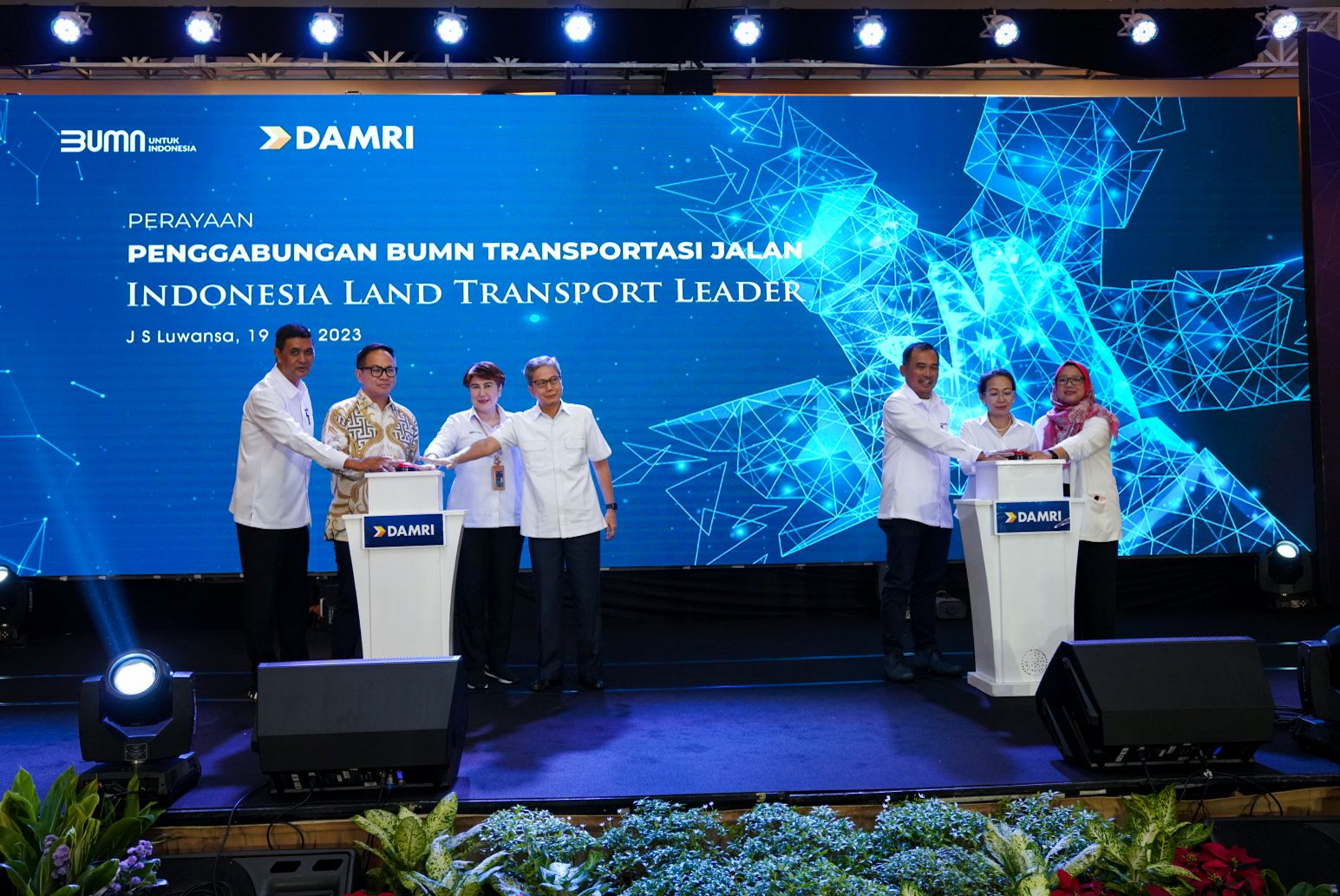 Penggabungan Perum PPD ke dalam Perum DAMRI, Tingkatkan Konektivitas Transportasi Nasional