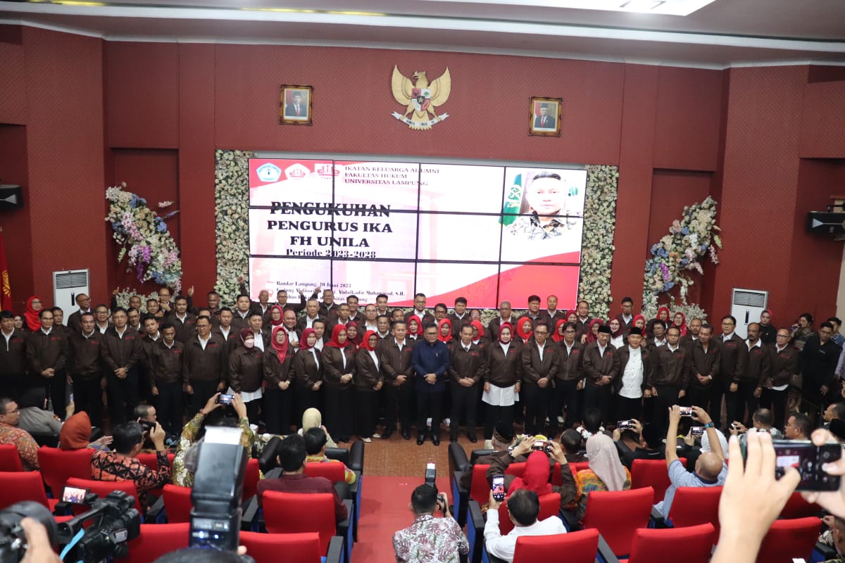 Pelantikan dan Pengukuhan Pengurus IKA FH UNILA 2023 - 2028