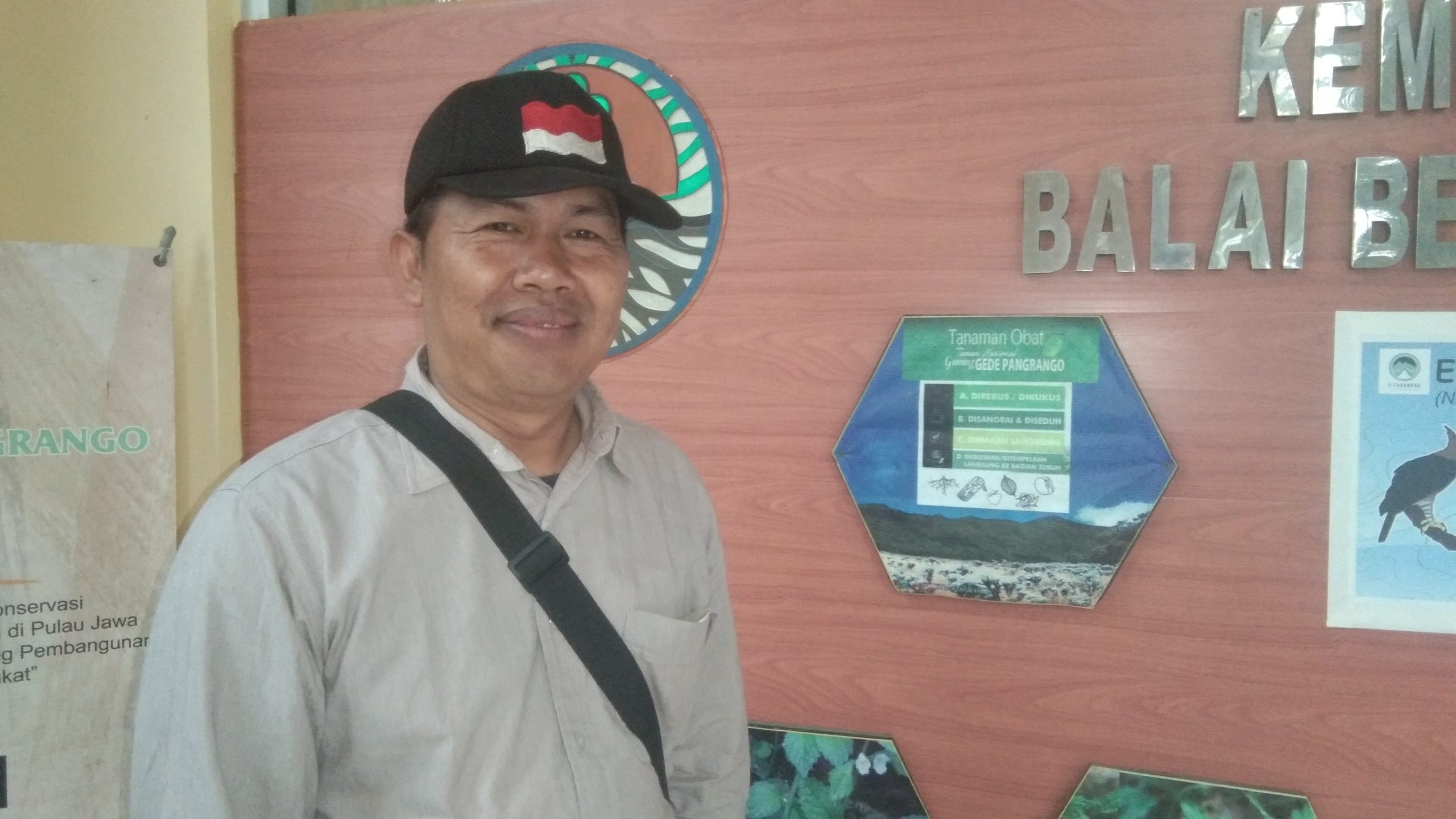 Libur Nasional Dan Cuti Bersama Hari Raya Waisak, Pengunjung Padati Situgunung Jembatan Gantung Lembah Purba Libur Nasional Dan Cuti Bersama Hari Raya Waisak, Pengunjung Padati Situgunung Jembatan Gantung Lembah Purba