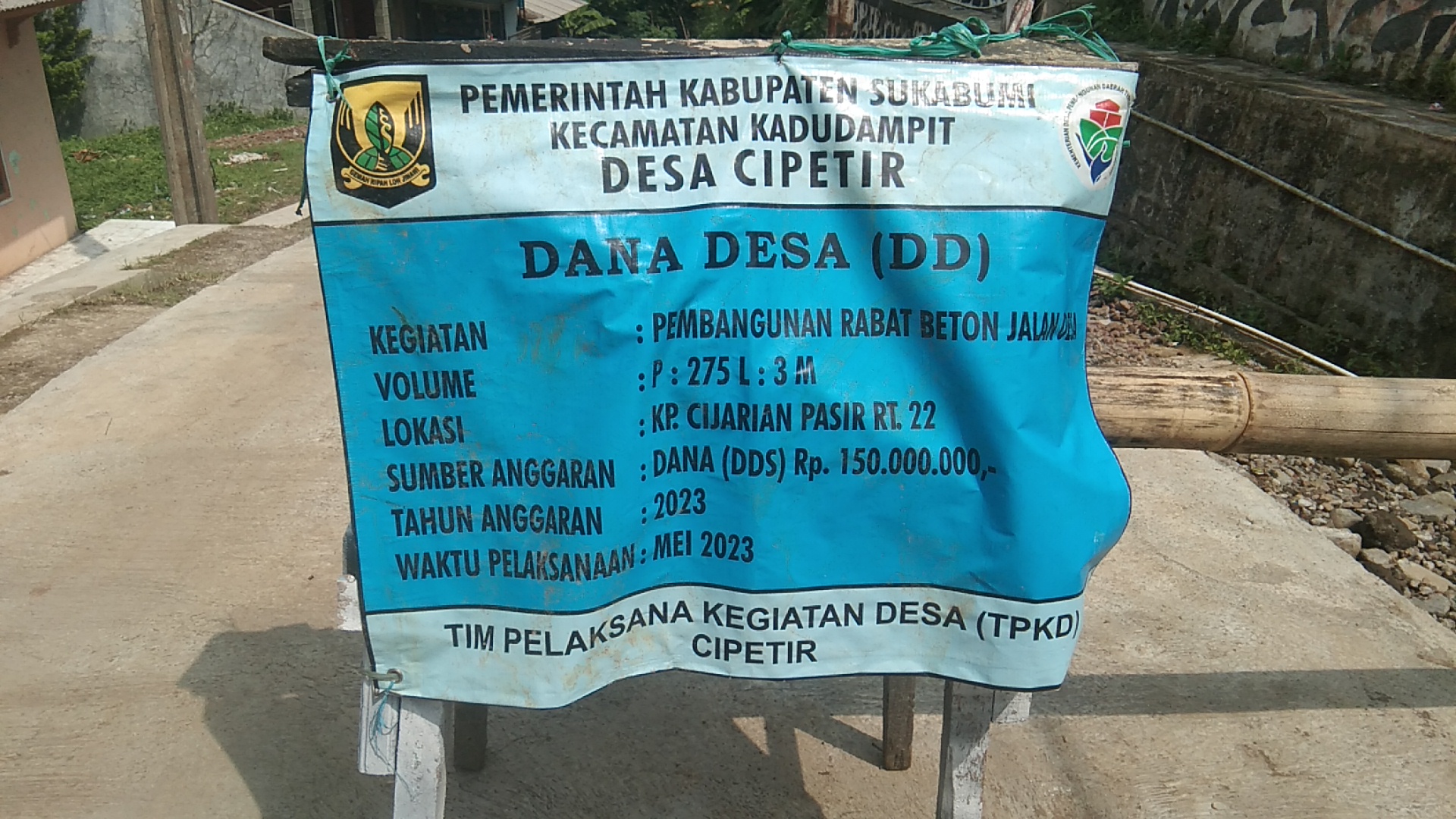 Pembangunan Jalan Rabat Beton Desa Cipetir Sukabumi Jadi Sorotan, Di Duga Ada Manipulasi Anggaran