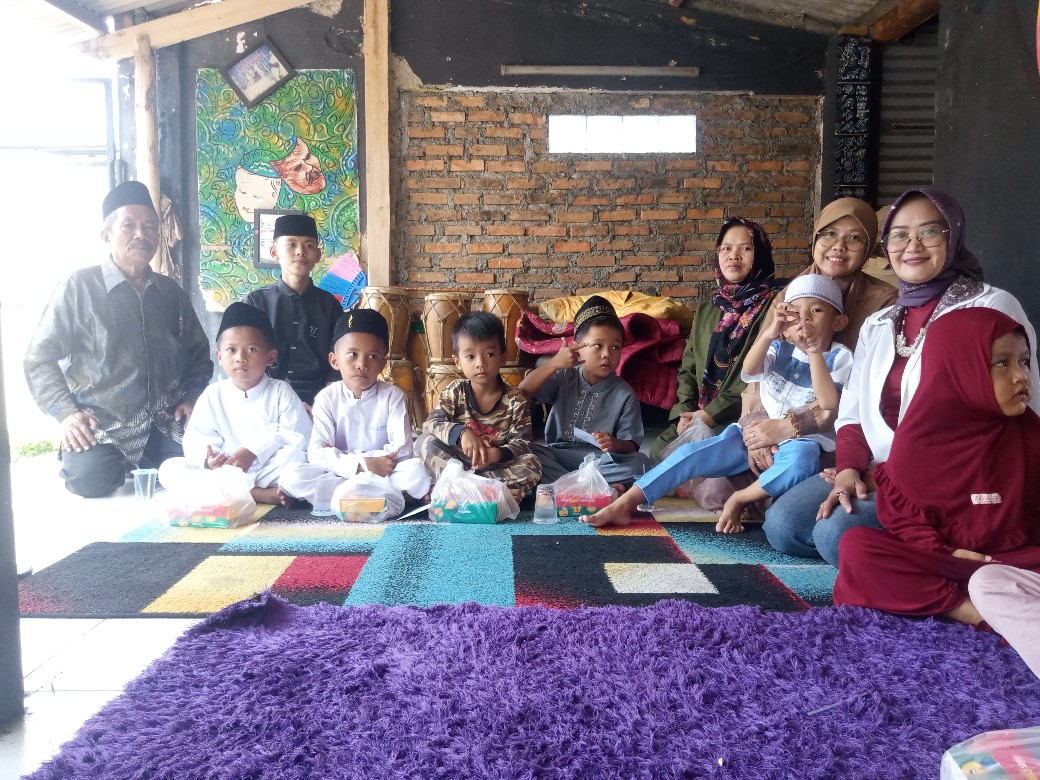 Bacaleg Perindo Berbagi Santunan kepada Anak Yatim di Lingkungan Rumah nya