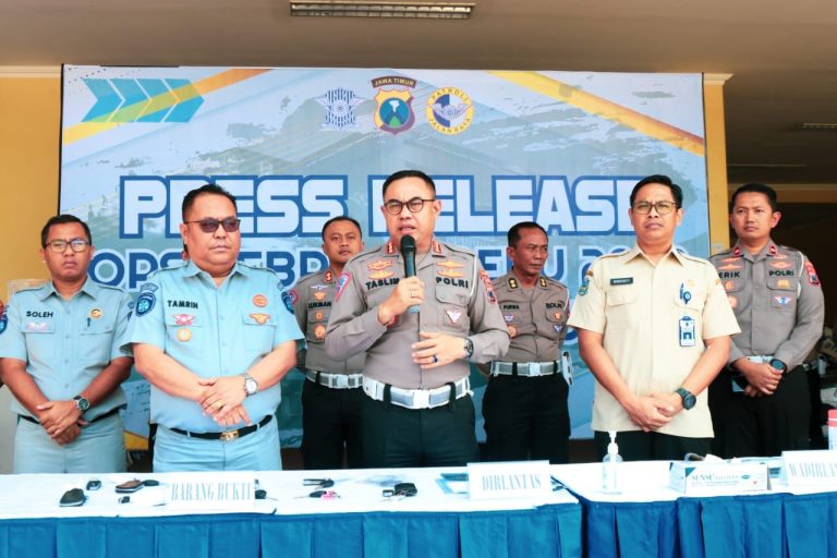 Ditlantas Polda Jatim Selama Operasi Semeru 2023 Terjaring Pelanggaran 102 Unit