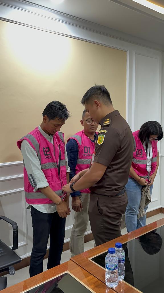 Penetapan Tersangka Perkara Tipikor Berupa Pemerasan dan Pungutan Liar atau Penerimaan Gratifikasi oleh Oknum Pegawai BP2MI Wilayah Kota Tangerang Tahun 2023