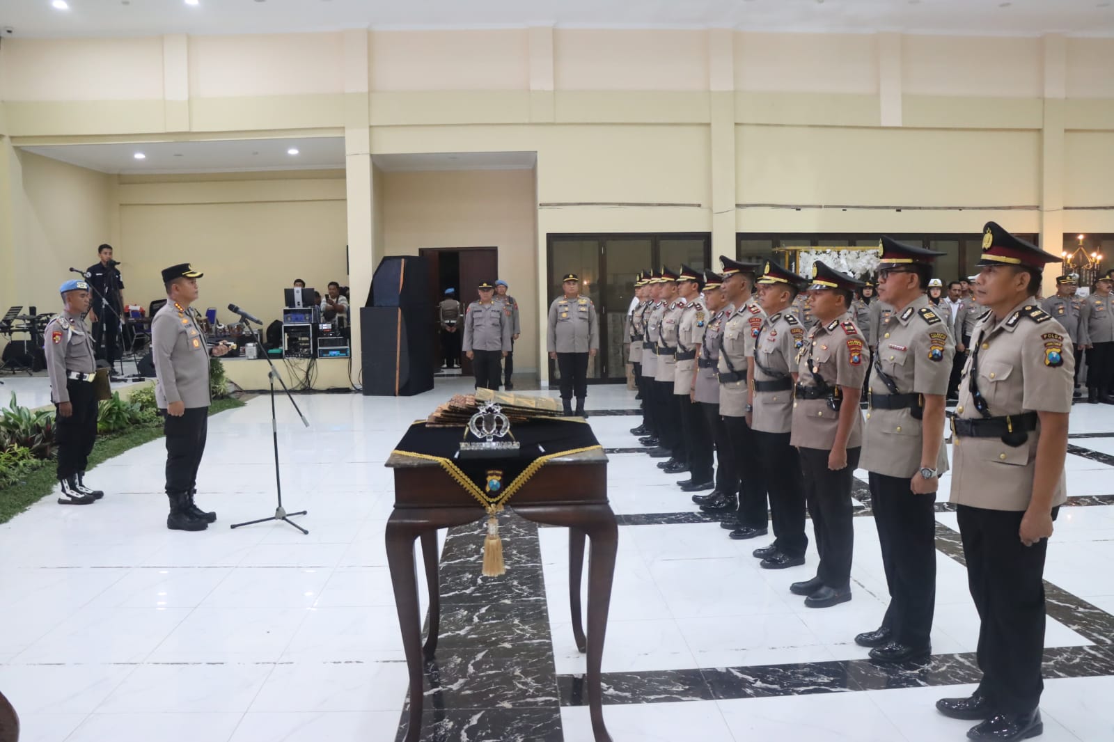 Kapolresta Sidoarjo Pimpin Langsung Sertijab Rotasi Pergantian Di Jajarannya