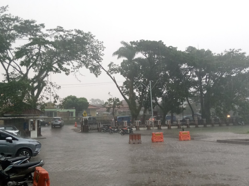 Camat Leuwiliang Keluhkan Laporan yang Belum di Respon oleh DPKPP