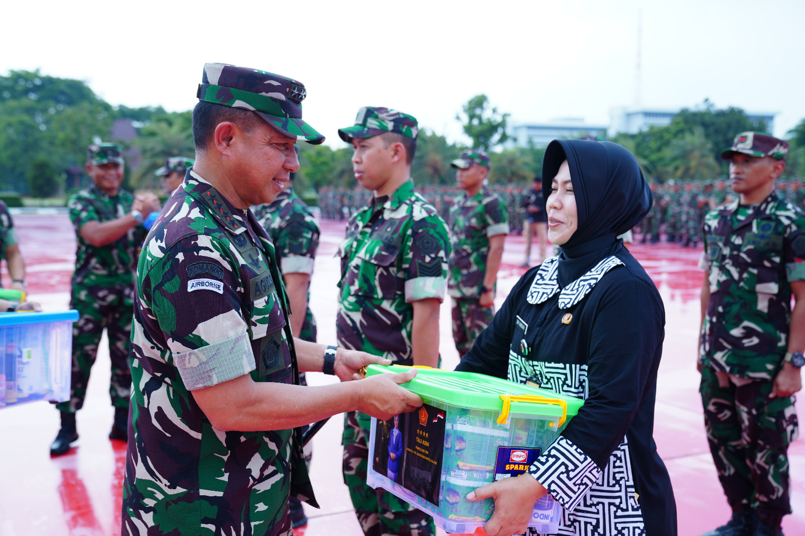 Panglima TNI Berikan Tali Asih dan Umroh Gratis Bagi Prajurit dan PNS TNI di Penghujung Tahun 2023