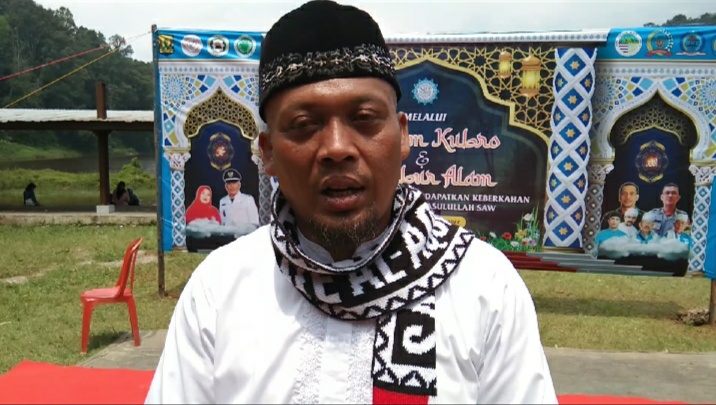 Dalam Rangka Khotam Qubro, KTT 30 Juz Desa Kadudampit Gelar Do'a Bersama dan Tadabur Alam di Danau Situgunung