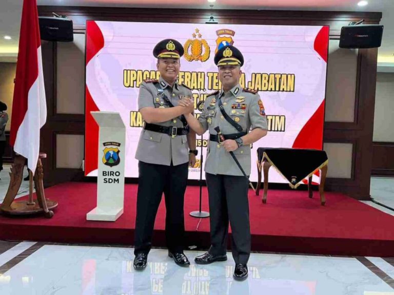 Dilantik AKBP Christian Tobing, Resmi Menjadi Kapolresta Sidoarjo Dilantik AKBP Christian Tobing, Resmi Menjadi Kapolresta Sidoarjo