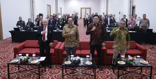 Menjaga Bobot Nilai Demokrasi Pemilu