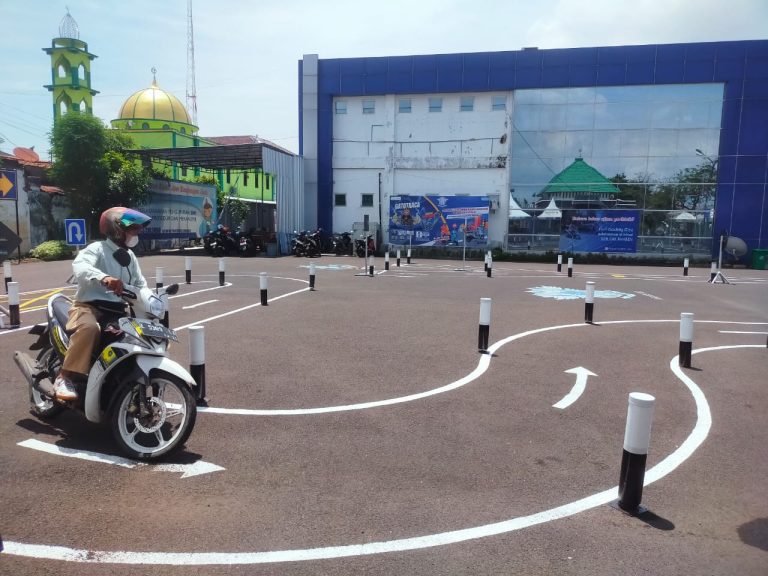 Pembuatan Sim Di Satlantas Polrestabes Surabaya Colombo, Sesuai SOP Pembuatan Sim Di Satlantas Polrestabes Surabaya Colombo, Sesuai SOP