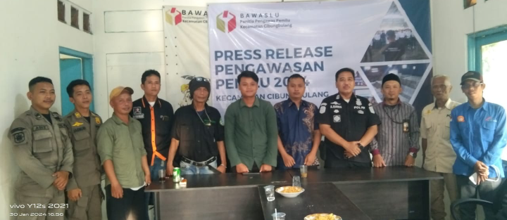 Sinergitas Antara Panwaslu Kecamatan Cibungbulang dengan Awak Media