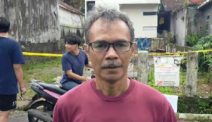 Belasan Rumah Rusak Berat dan Puluhan Terancam, Akibat Musibah Longsor Di Sekarwangi Cibadak Belasan Rumah Rusak Berat dan Puluhan Terancam, Akibat Musibah Longsor Di Sekarwangi Cibadak