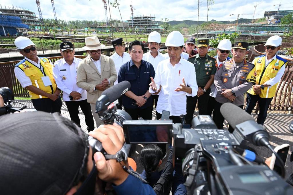 Panglima TNI Dampingi Kunjungan Kerja Presiden RI ke IKN Panglima TNI Dampingi Kunjungan Kerja Presiden RI ke IKN