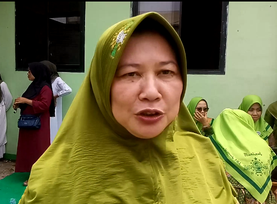 Apresiasi Ketua PC Muslimat NU Kabupaten Bogor terhadap Gelaran Peringatan Isra Mi’raj oleh Muslimat NU PAC Leuwiliang