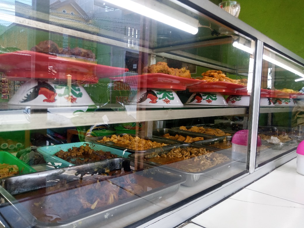 IMG_20240222_131346_073 Dampak Kenaikan Harga Beras, Sejumlah Pemilik Warteg di Bogor Barat ubah Porsi Daripada Menaikan Harga