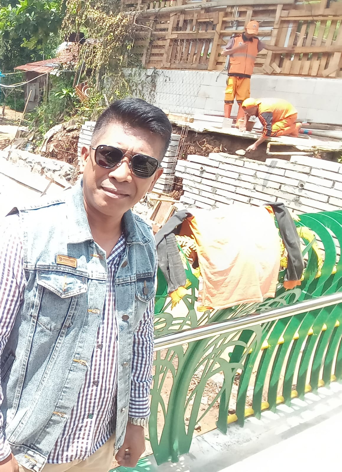 Kepedulian Fasum Ketua RT Bapak Triyono Cijantung di Apresiasi Warga nya