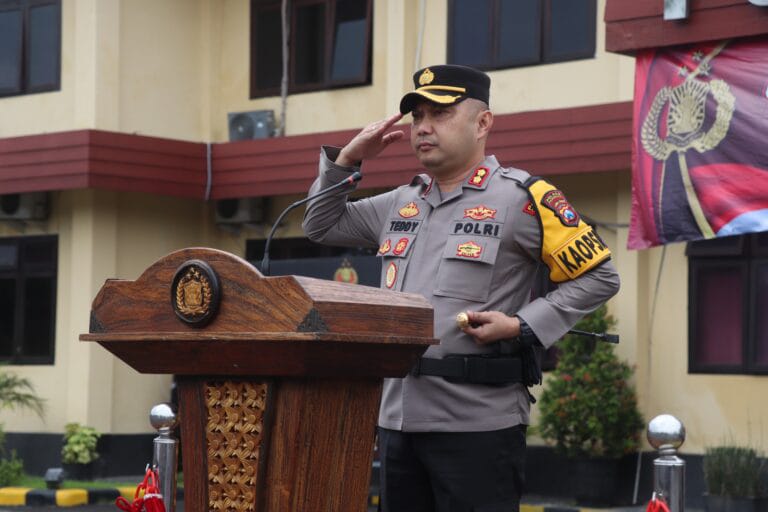 Kapolres Pasuruan Pimpin Langsung Upacara HKN