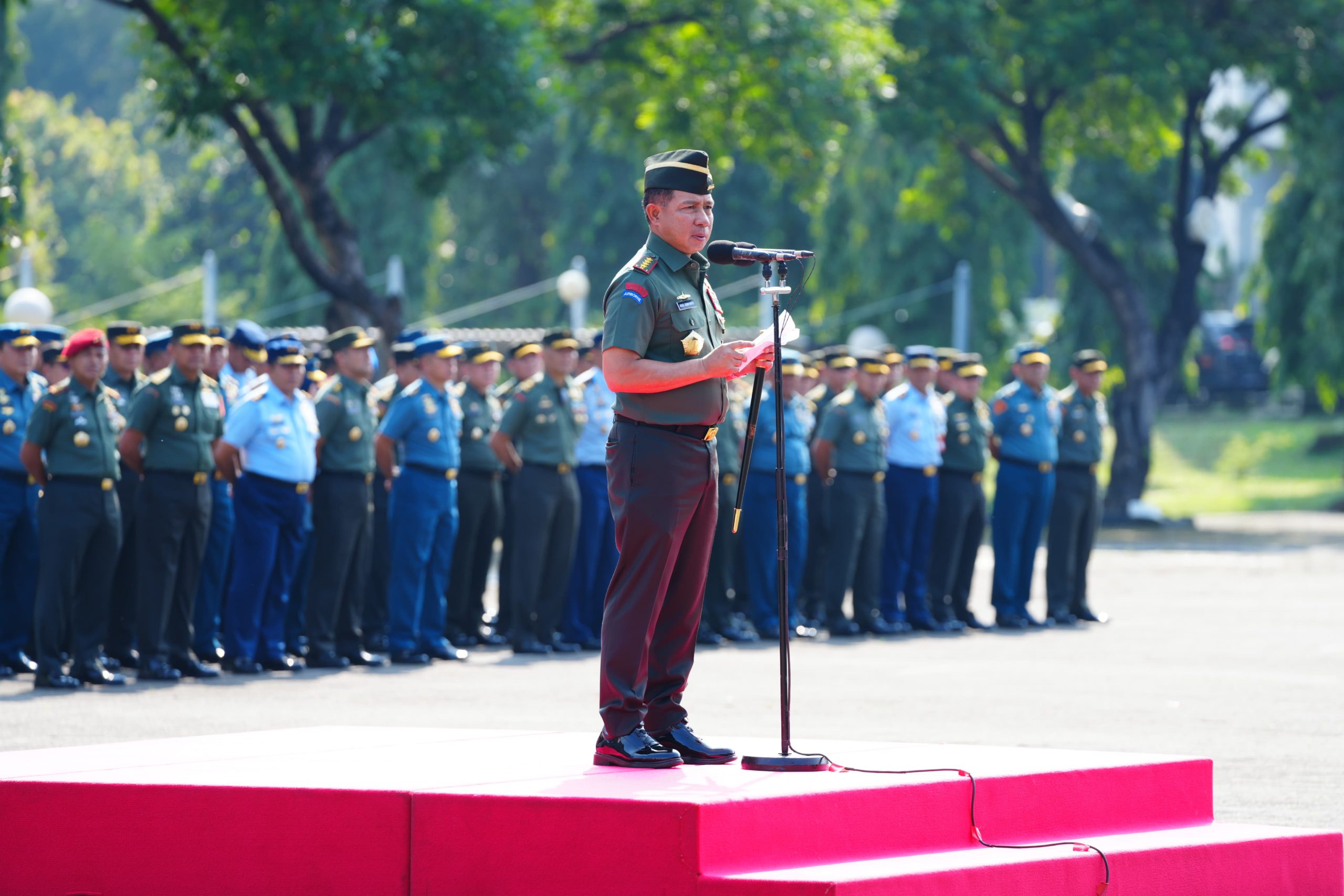 IMG-20240417-WA0003 Panglima TNI Laksanakan Apel Khusus dan Halal Bihalal di Mabes TNI