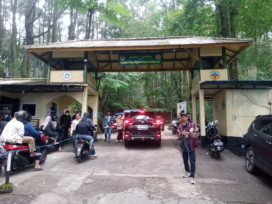 IMG_20240413_122924_682 Pengunjung dari Jabodetabek Membanjiri TNGHS