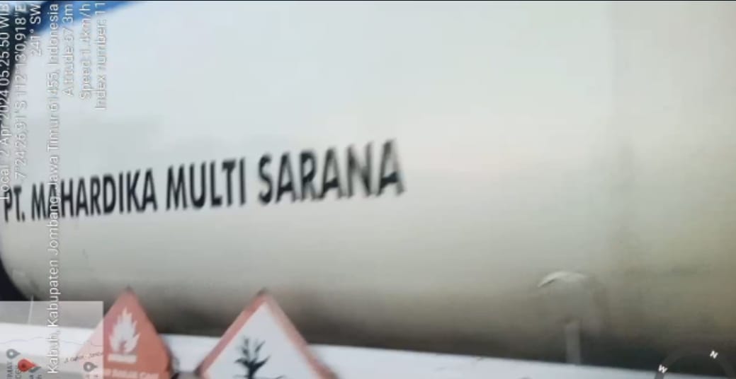 Roni Diduga Dalang Semua Kelangkaan BBM Solar Subsidi di Wilayah Jatim Roni Diduga Dalang Semua Kelangkaan BBM Solar Subsidi di Wilayah Jatim
