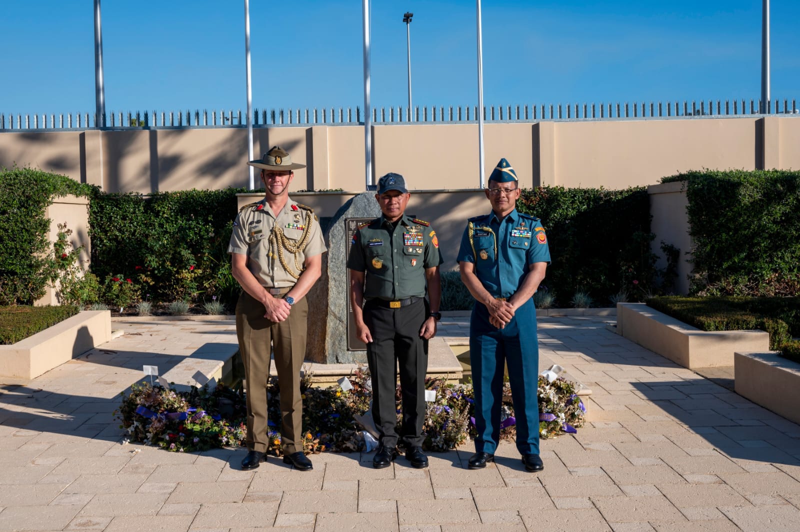 Panglima TNI Kunjungi Special Air Service Regiment (SASR)