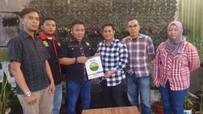 Direktur Yayasan Bantuan Hukum Batara Sahkan Kepengurusan DPC YBH Batara Tangerang Raya