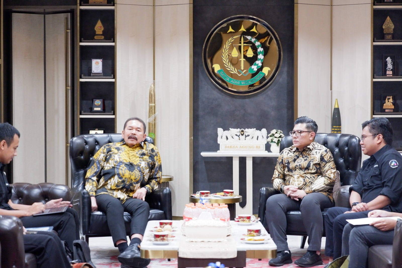 6133fafa-1641-4cf7-a109-5f8a0370acab