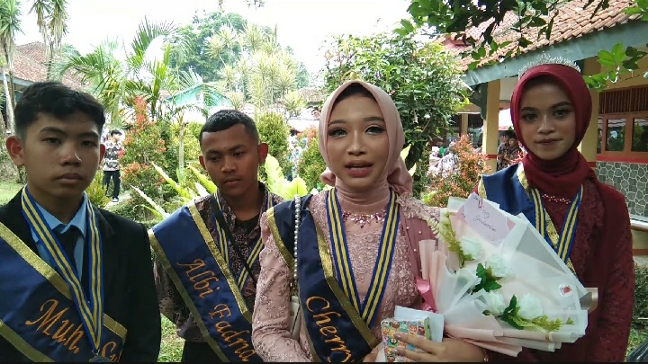 247 Siswa kelas IX SMP Negeri I Kadudampit Lulus Tanpa Syarat