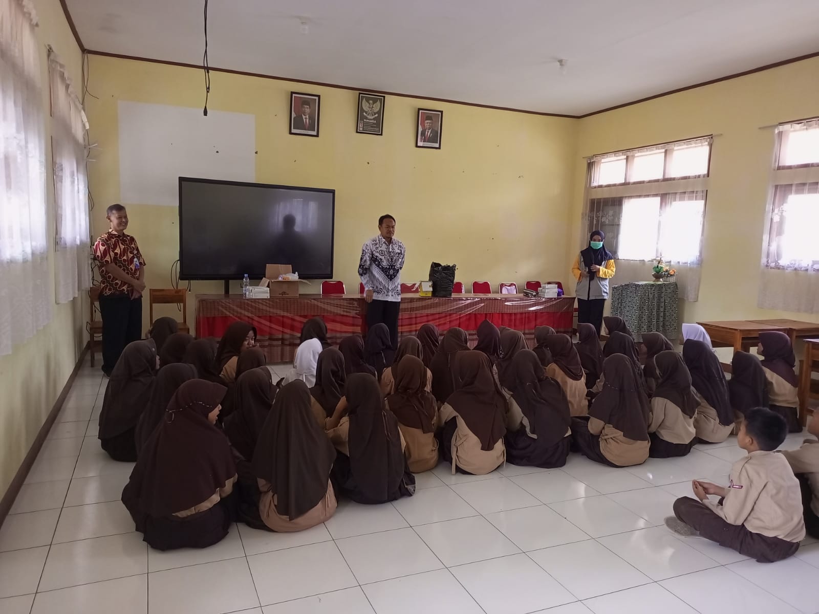 Puskesmas Kecamatan Kadudampit Gelar Giat Promkes Kepada Siswa SMP Kadudampit
