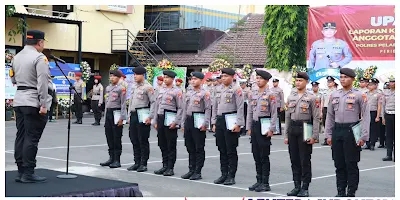 Kapolres Tanjung Perak Memimpin Langsung Upacara Korps Raport Kenaikan Pangkat, Sebanyak 27 Personel