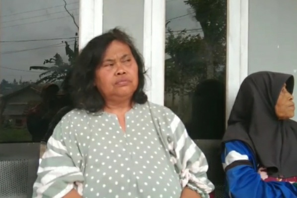 Di Duga Karna Konsleting Listrik Api Melahap Tiga Rumah Di Desa Sukamanis Kadudampit Di Duga Karna Konsleting Listrik Api Melahap Tiga Rumah Di Desa Sukamanis Kadudampit