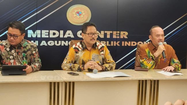 Konferensi Pers Tentang Sikap Mahkamah Agung Terhadap Majelis Hakim Kasasi Gregorius Ronal Tanur
