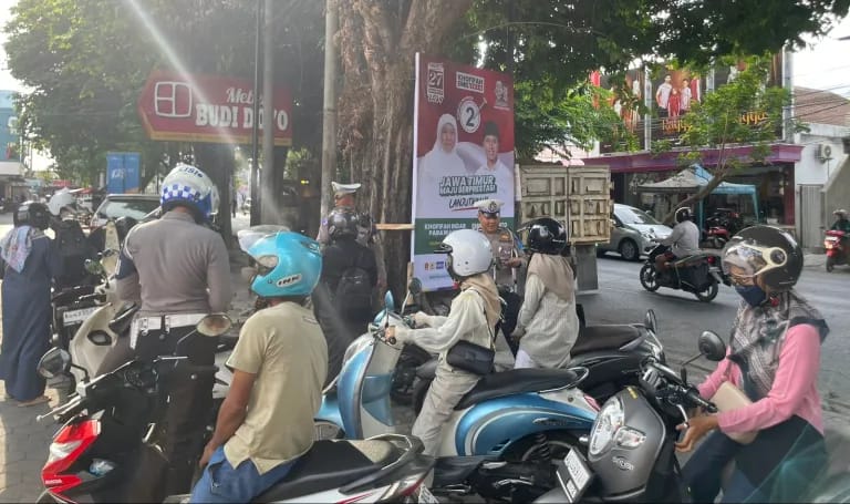 Satlantas Polres Tulungagung Melaksanakan OPS. Zebra Semeru 2024 Satlantas Polres Tulungagung Melaksanakan OPS. Zebra Semeru 2024