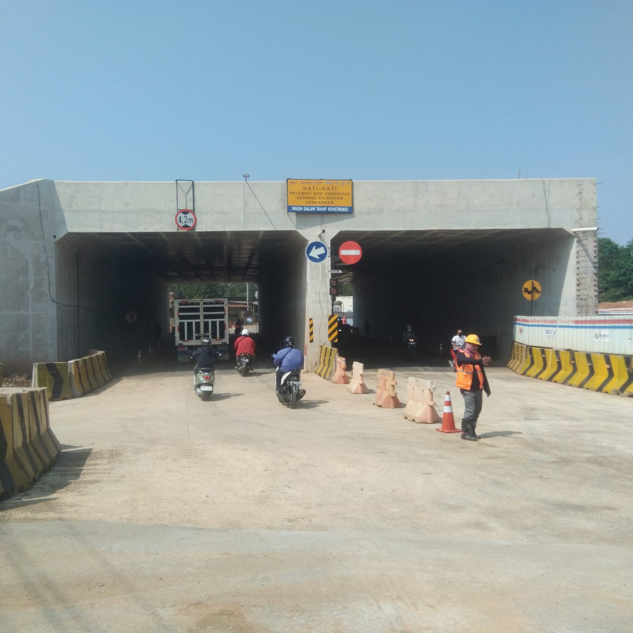 Underpass Japek 2B Selatan di Jalan KH. Ma'mun Nawawi Sukaragam, Kecamatan Serang Baru, Kabupaten Bekasi Telah Dibuka