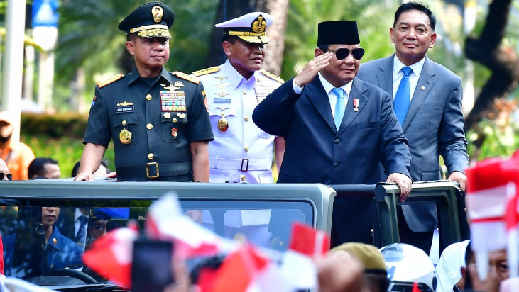 Presiden Prabowo Subianto Hadiri Upacara Penerimaan dan Penyerahan Memorandum Menteri Pertahanan RI