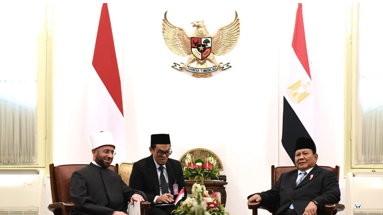 Presiden Prabowo Subianto Terima Kunjungan Utusan Khusus Persatuan Emirat Arab dan Mesir di Istana Merdeka