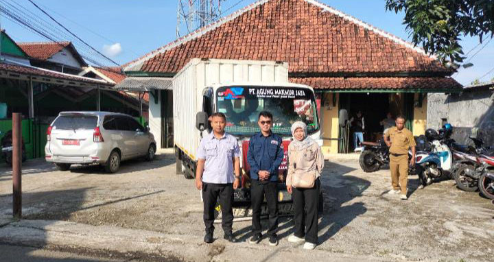 Panwascam Leuwiliang Awasi Distribusi Surat Suara oleh PPK ke PPS